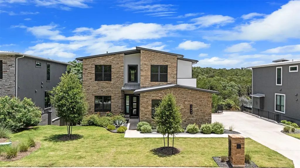 1004 Barrie Drive, Austin