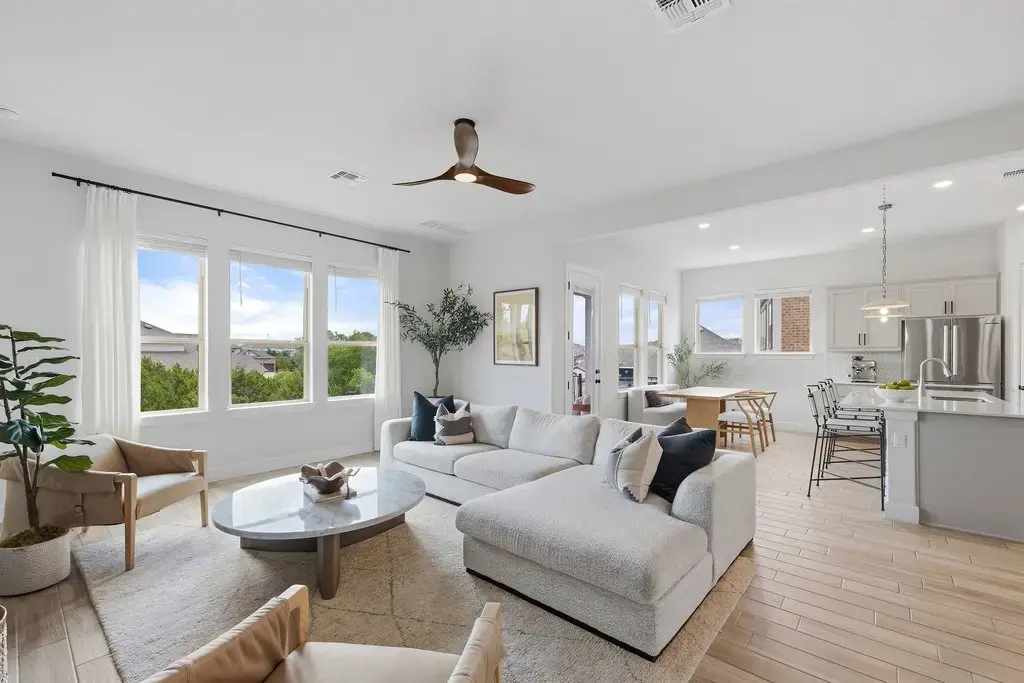 6320 Empresa Drive, Austin