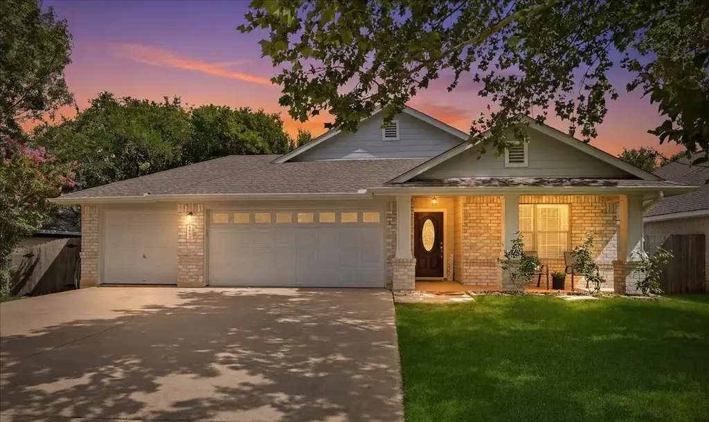700 Hilltop Drive, Leander