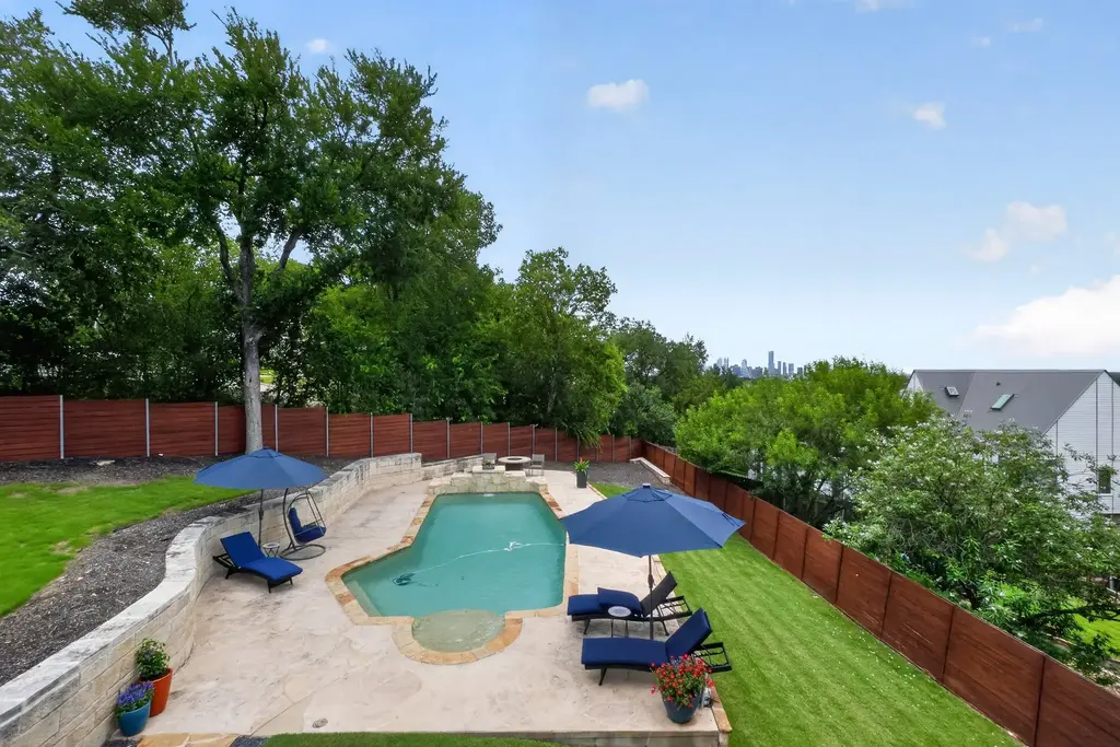 3303 Rosefinch Trail, Austin