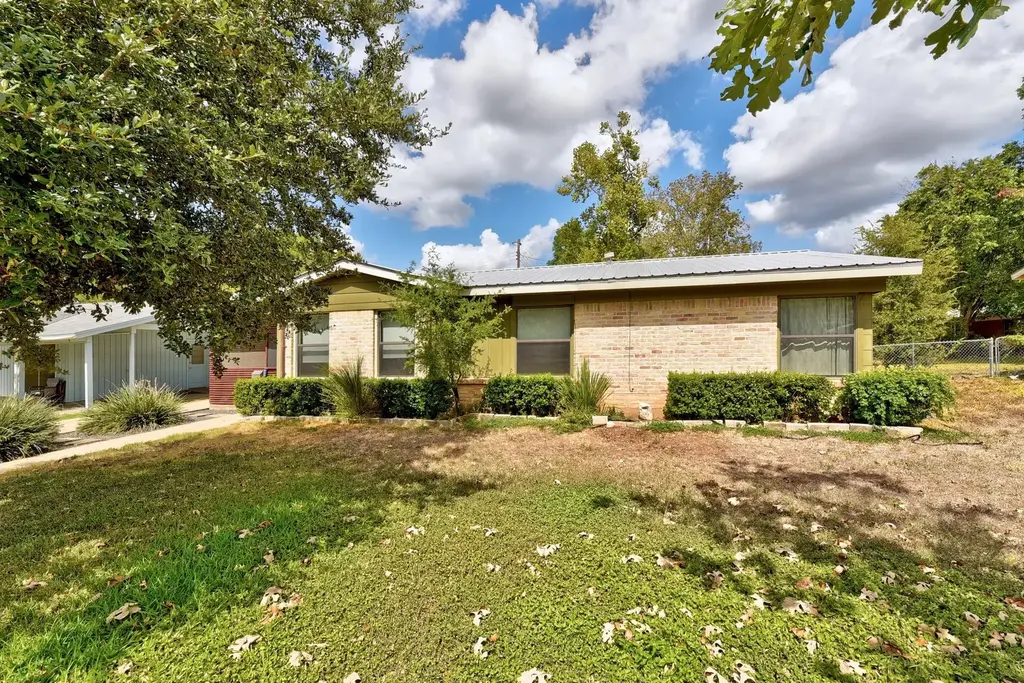 4702 Philco Drive, Austin