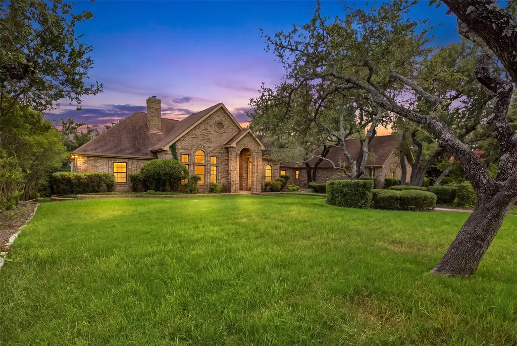8801 Bell Mountain Drive, Austin