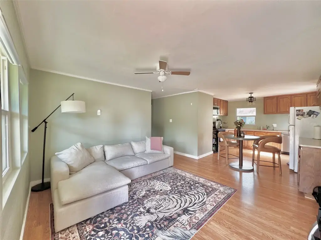 6615 Galindo Street, Austin