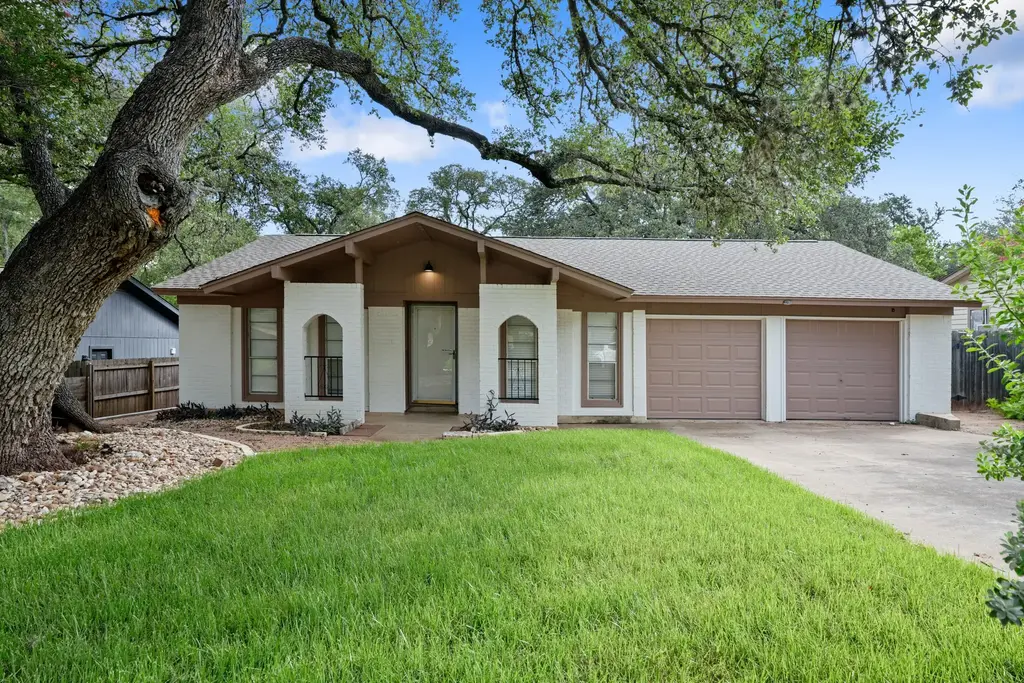 2600 Greenland Lane, Austin