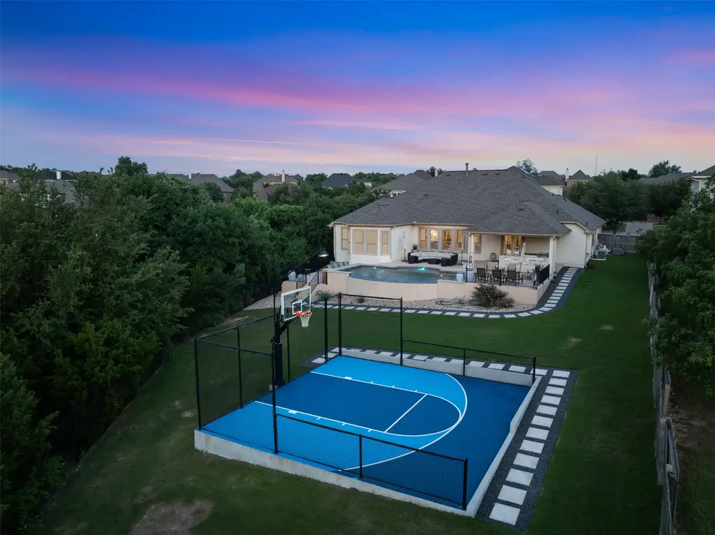 2001 Long Bow Drive, Leander