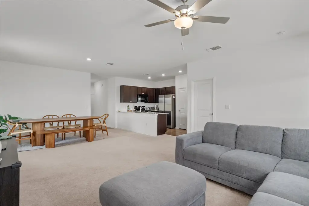 15212 Purple Drop Cove, Del Valle