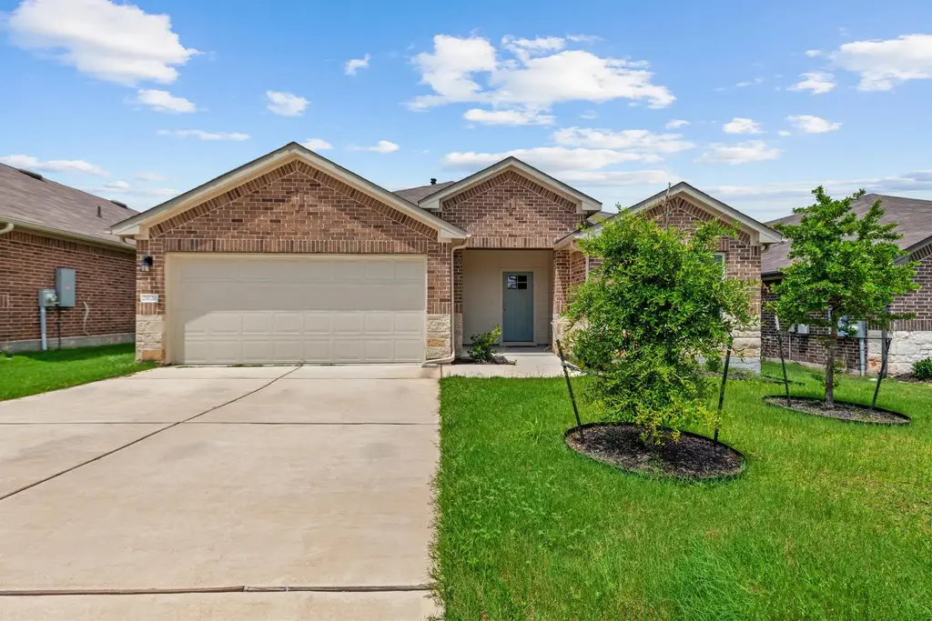 21020 Price Daniel Drive, Manor