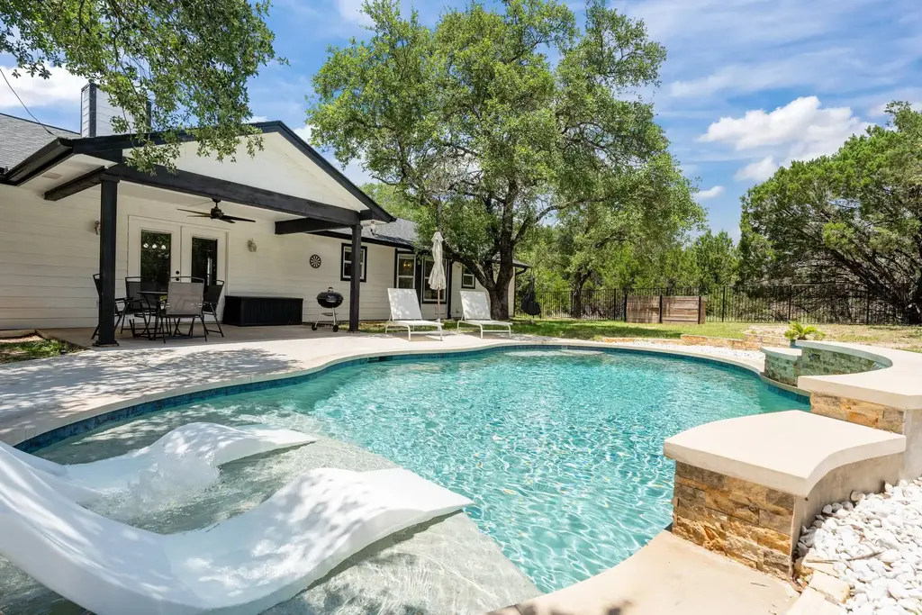 21413 Patton Avenue, Lago Vista