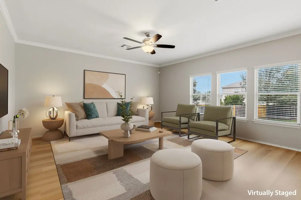 10217 Pinnacle Crest Loop, Austin