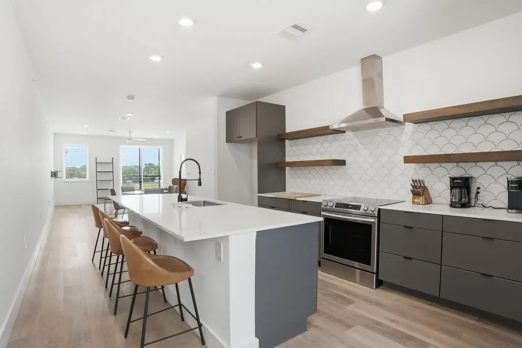 2709 E 5th Street 1306, Austin