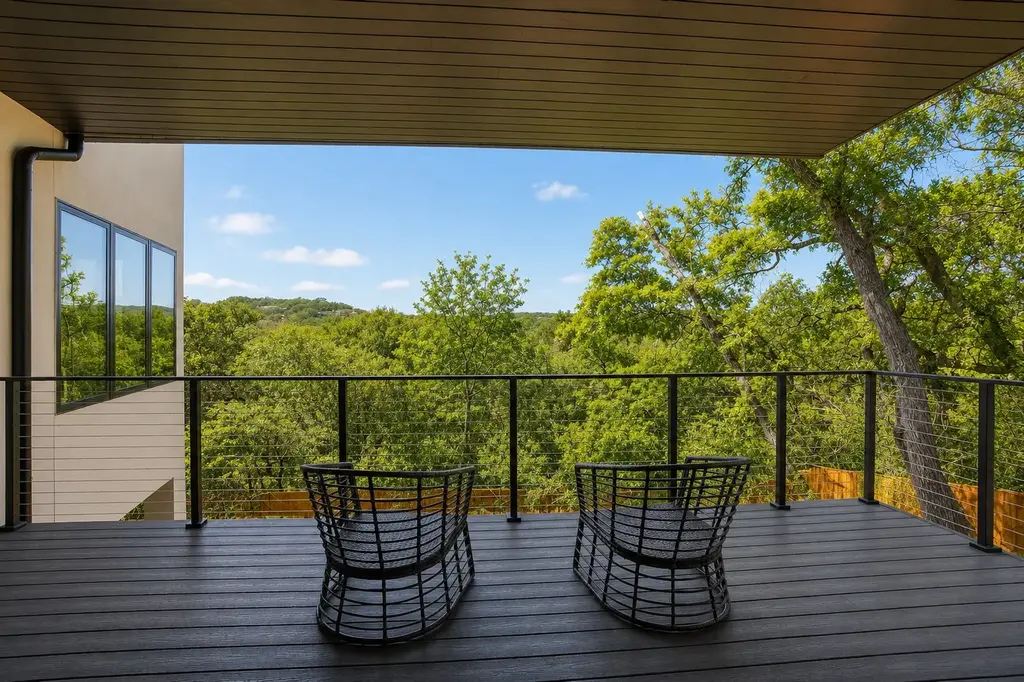 434 Brady Lane, West Lake Hills