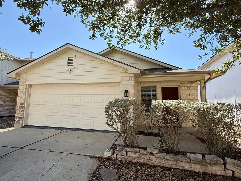 228 Black Forest, Buda