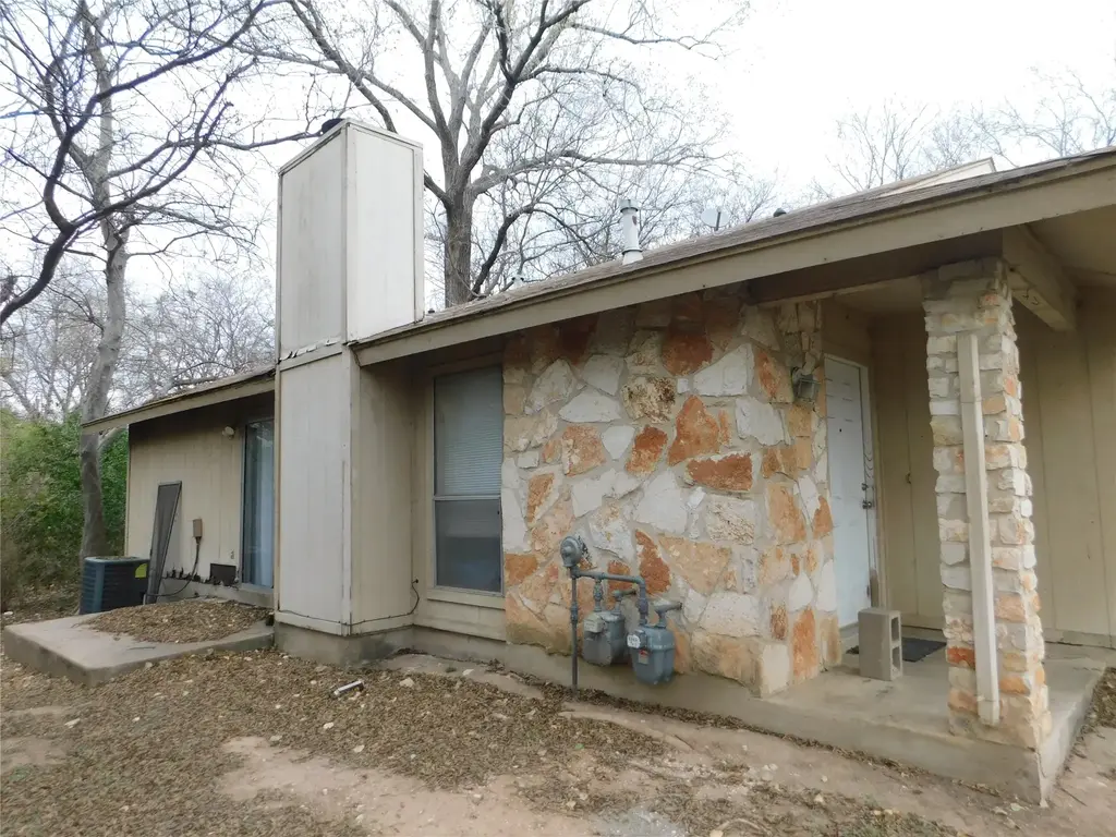 12812 Tomanet Trail A, Austin