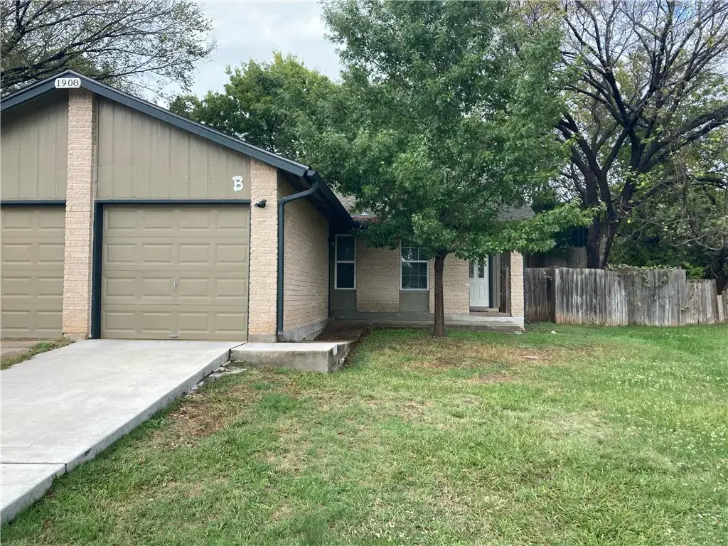 1908 B Townesouth Circle, Austin