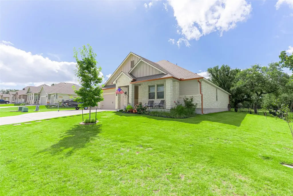 176 Tom Kite Drive, Burnet