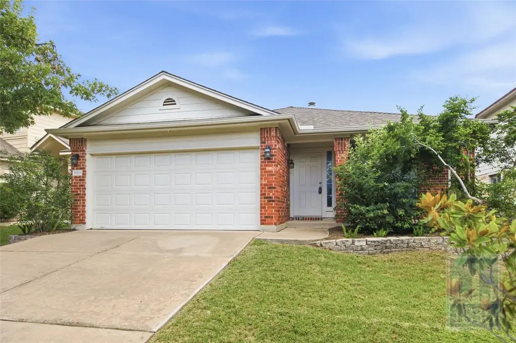 11216 Crazy Well Drive, Austin