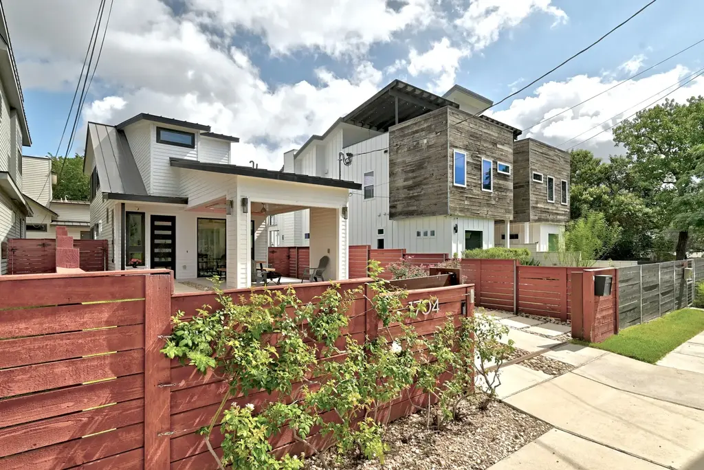 1704 E 13th Street B, Austin
