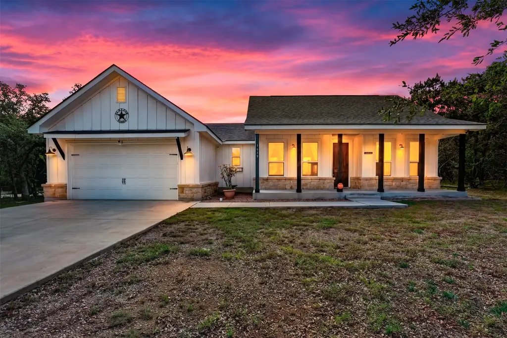 1619 Scenic View Drive, Canyon Lake