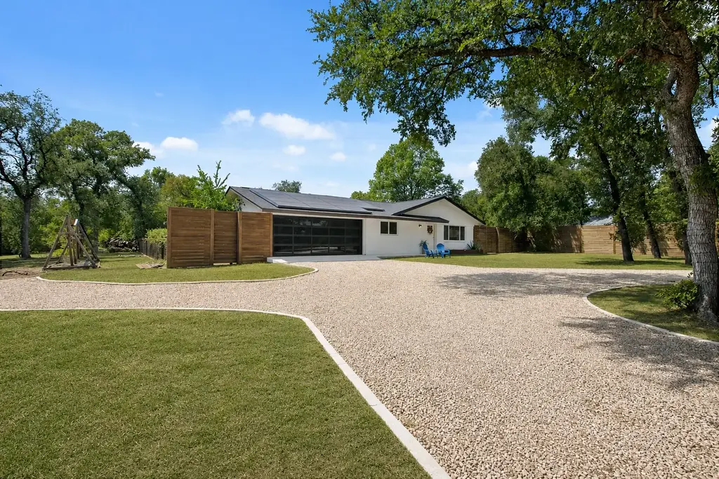 9110 Chisholm Lane, Austin