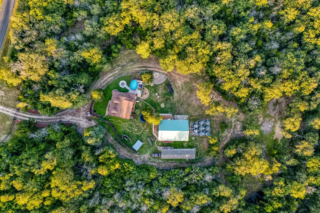 19301 Eyerley Road, Manor