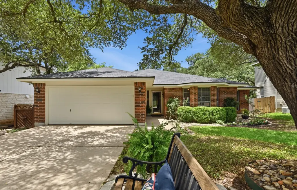 1409 Knoll Ridge Drive, Cedar Park