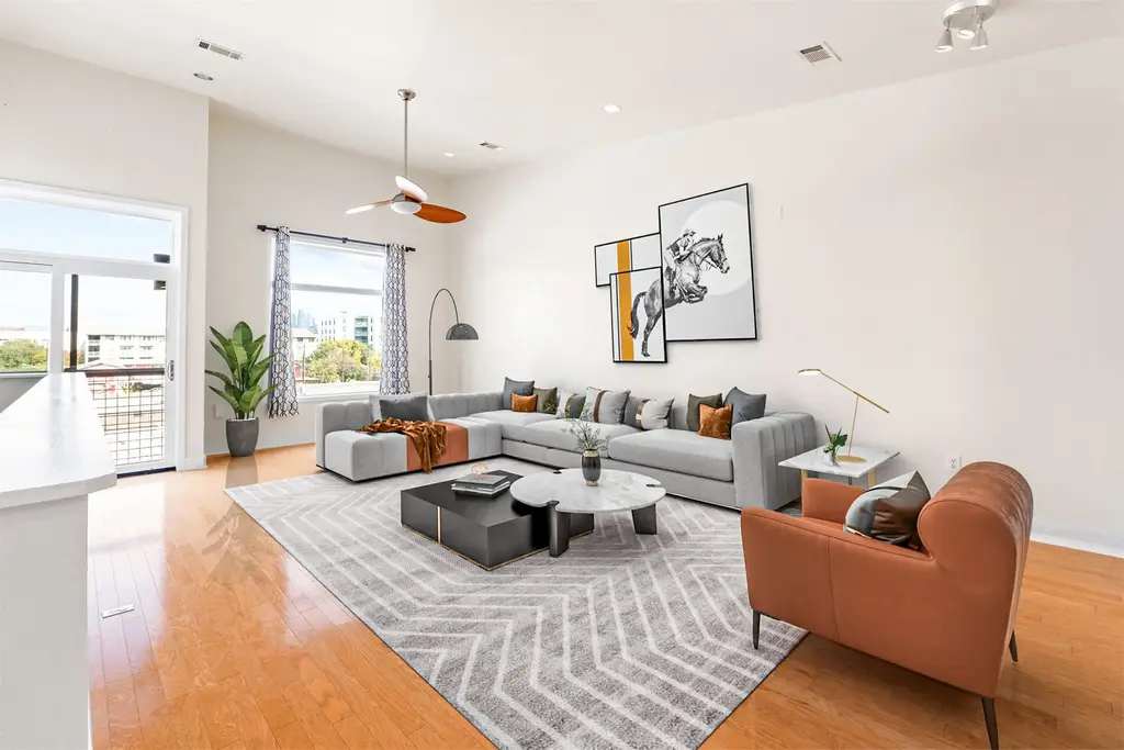1702 S Lamar Boulevard 9, Austin