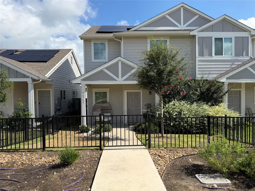 16711 Radiant Drive, Manor