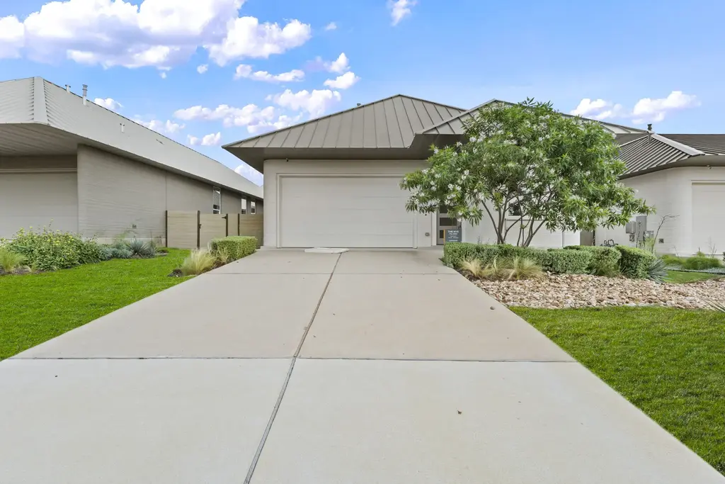 117 Rough Creek Road, Georgetown