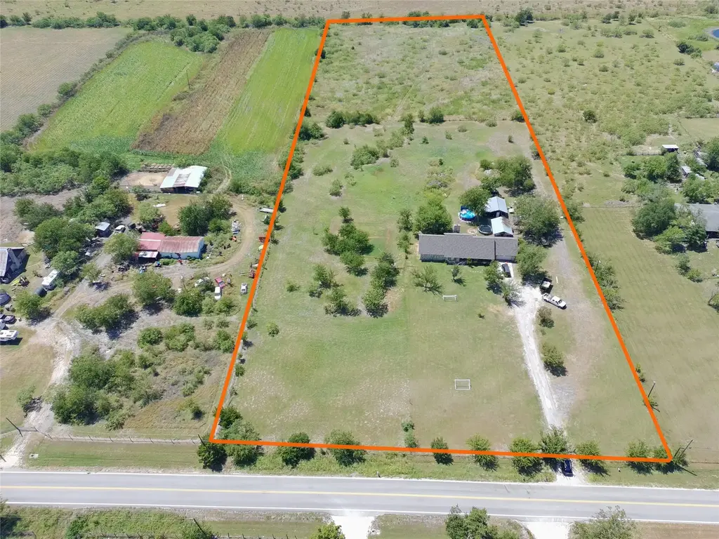 14520 Bois D Arc Lane, Manor