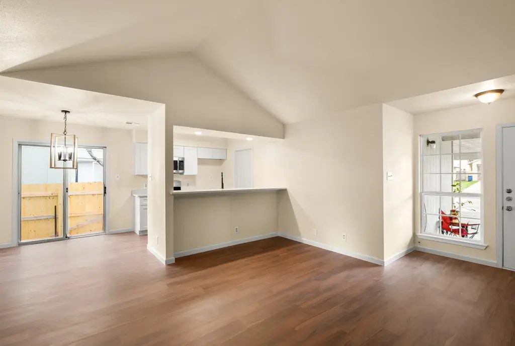 10711 Lanshire Drive A, Austin