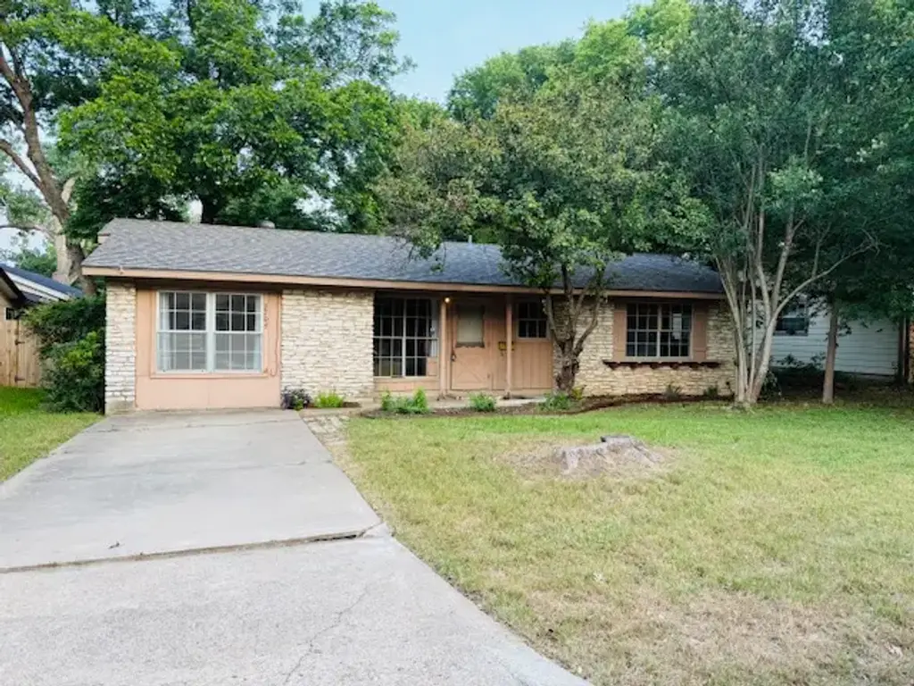 2705 Sherwood Lane, Austin