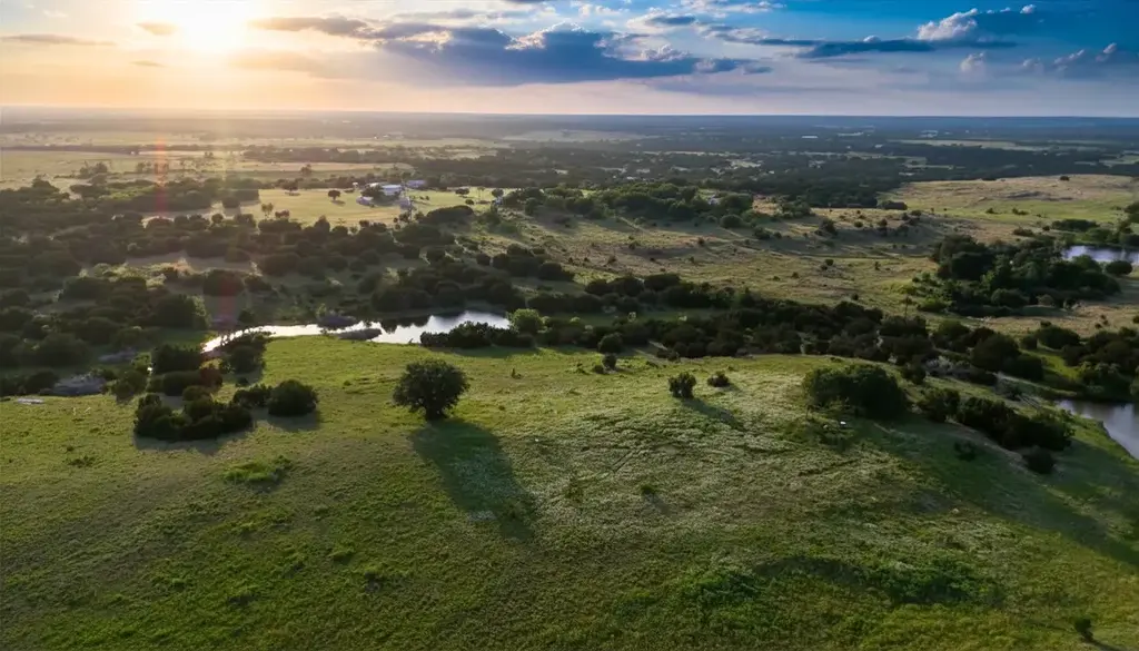1283 Rattlesnake Trail, Burnet