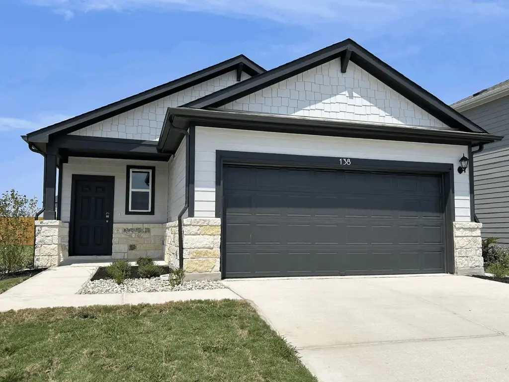 138 Hornet Street, Elgin