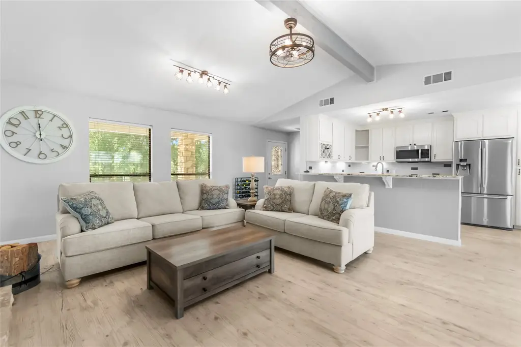 210 Teeoff B, Horseshoe Bay