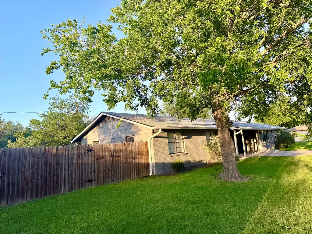 10700 Plains Trail, Austin