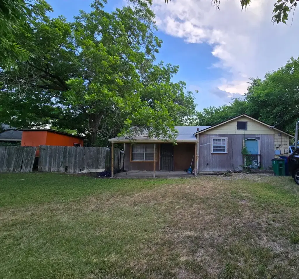 2703 Wheless Lane, Austin