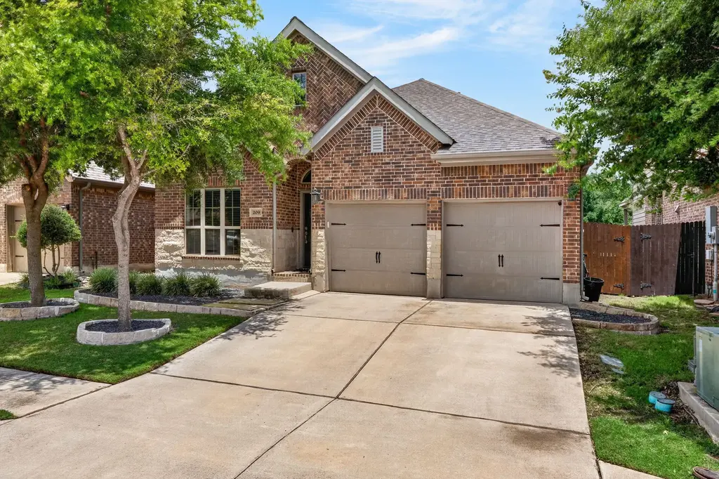 209 Lacey Oak Loop, San Marcos
