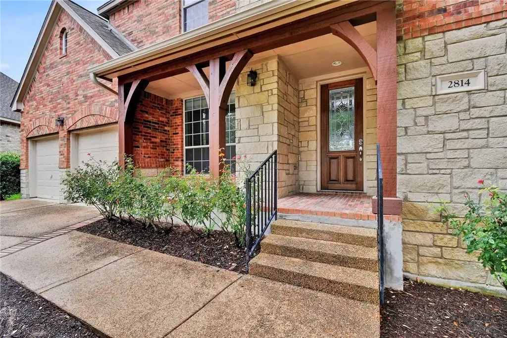 2814 Cool River Loop, Round Rock