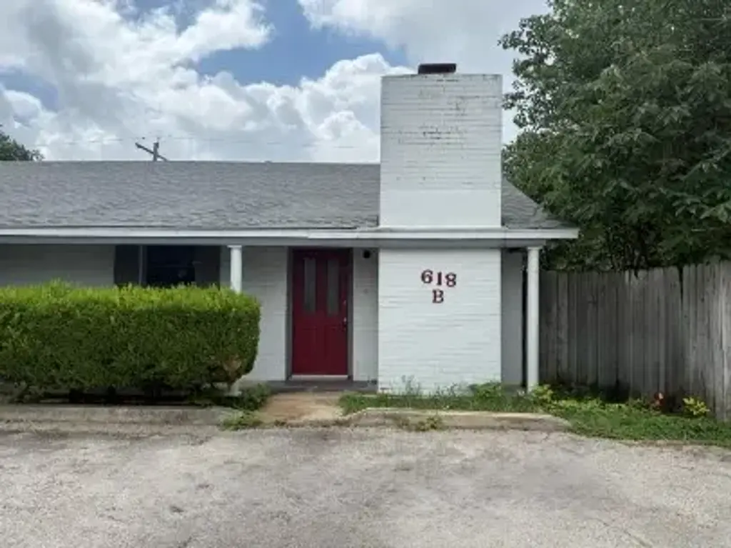 618 Mill Street B, San Marcos