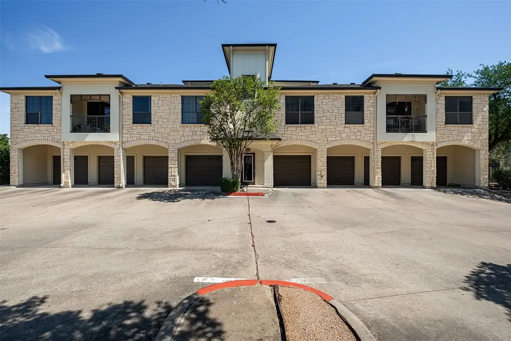 7701 Rialto Boulevard 637, Austin