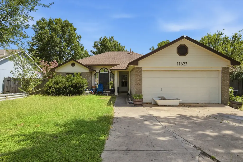 11623 Maybach Drive, Del Valle