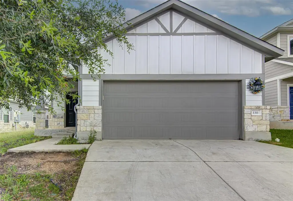 1311 Hazelton Cove, Austin