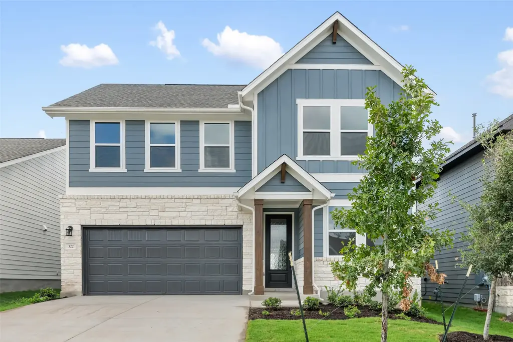261 Crater Lake Drive, Dripping Springs