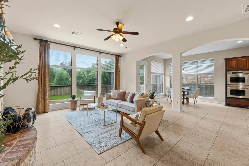 3433 Alexandrite Way, Round Rock