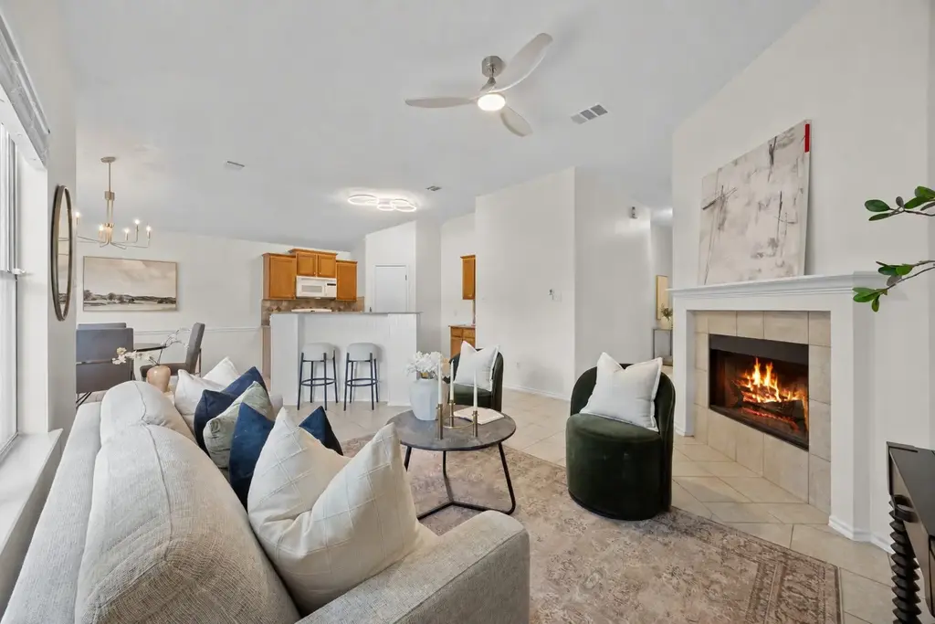 8219 Edgemoor Place, Austin