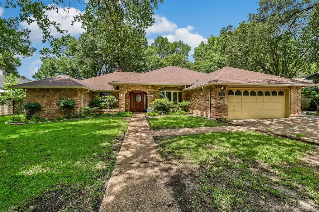 2505 Royal Lytham Drive, Austin