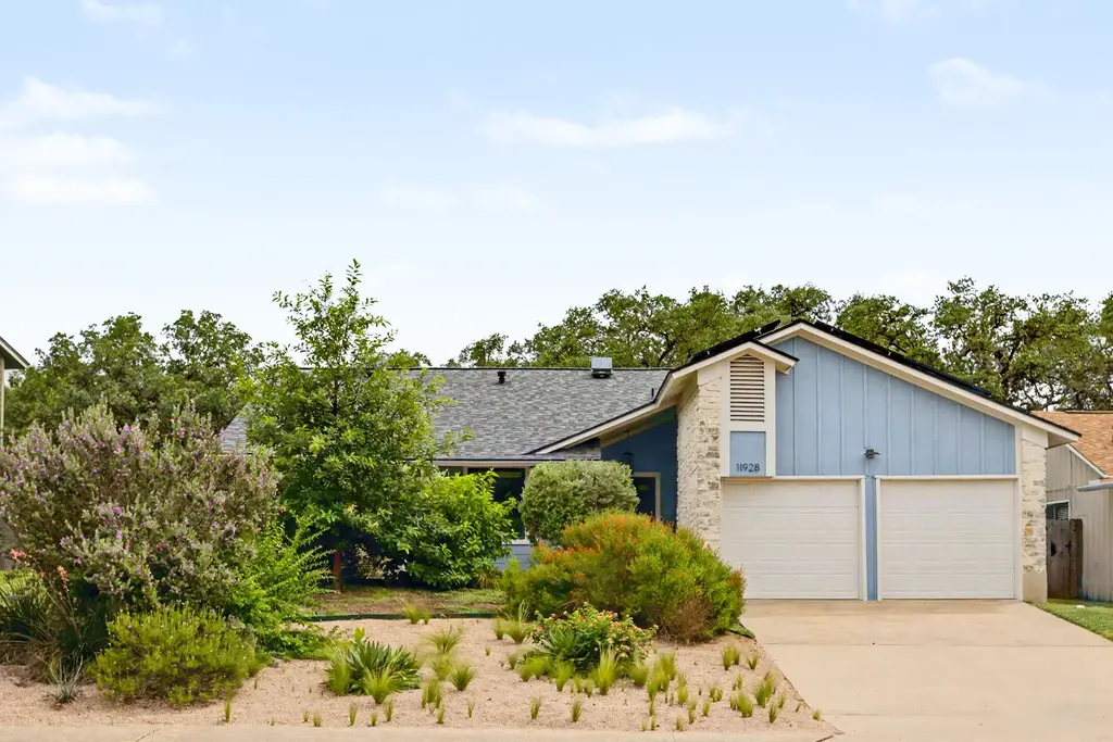 11928 Bittern Hollow, Austin