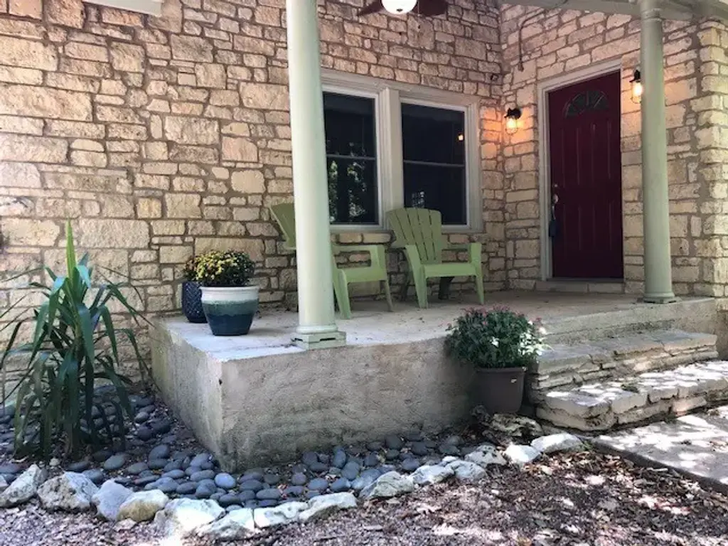 2206 W 10th Street, Austin