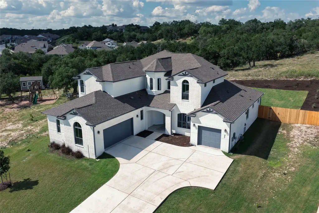 3636 Walkaloosa Way, Leander
