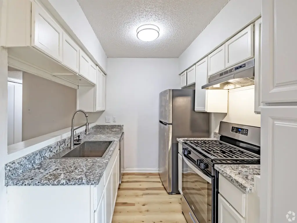 2707 Windswept Cove 103, Austin